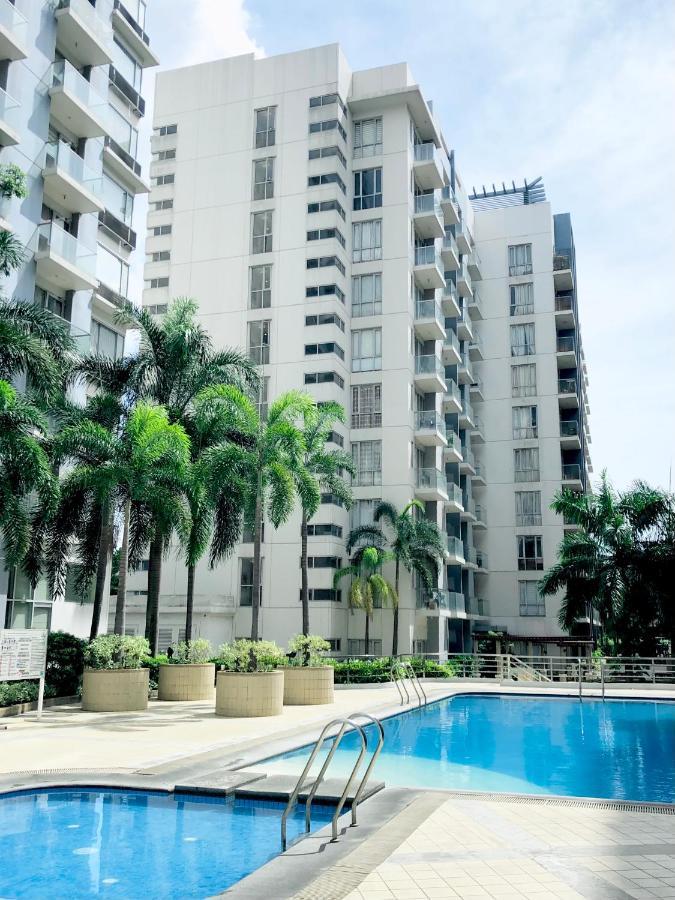 Luxury Hotel Type Condo Near Naia Manila Airport Paranaque City Exterior foto